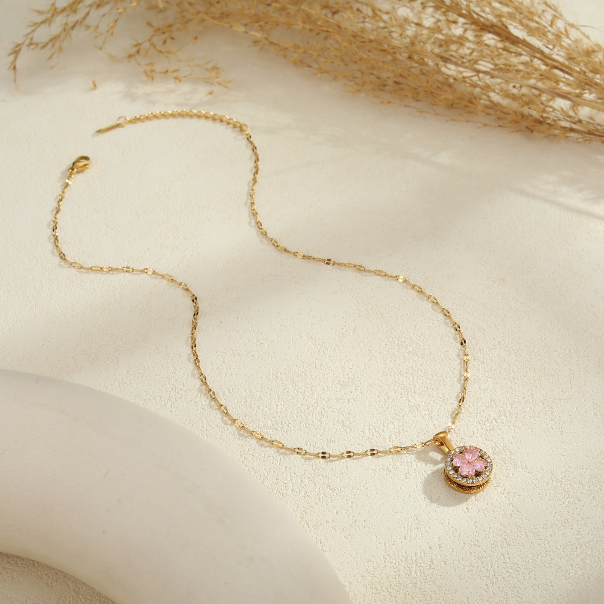 Inlaid Zircon Rotatable Clover Stainless Steel Necklace Light Luxury Titanium Steel Ring