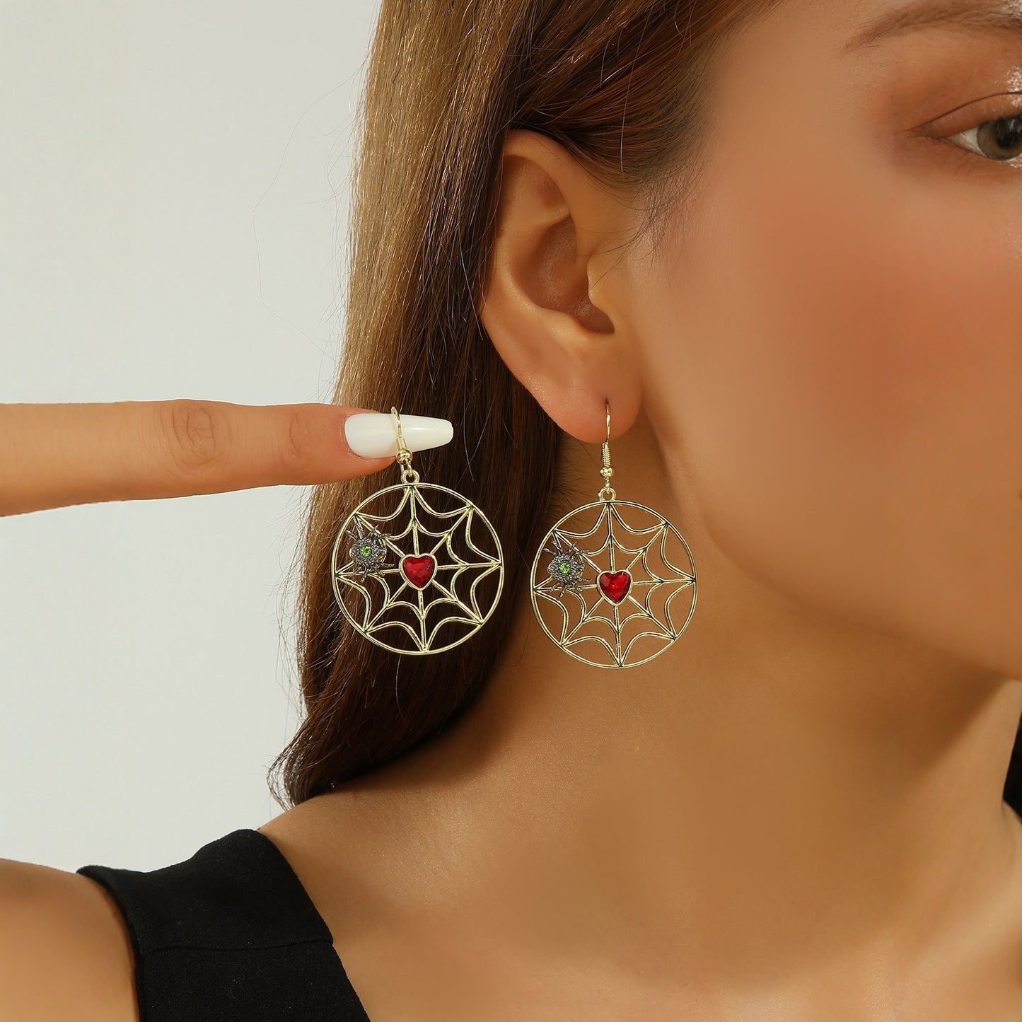 Fashionable And Personalized Spider Web Spider Pendant Earrings